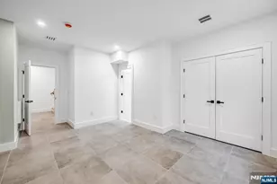 234 Vivien Ct, Paramus, NJ 07652 - Photo 45