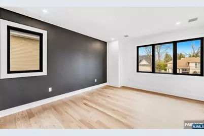 234 Vivien Court, Paramus, NJ 07652 - Photo 43