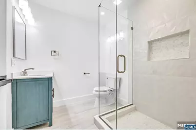 234 Vivien Court, Paramus, NJ 07652 - Photo 41