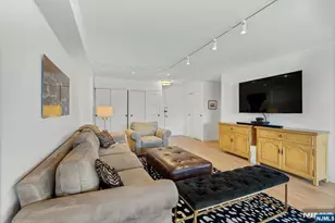 1600 Parker Ave 1J, Fort Lee, NJ 07024 - Photo 5