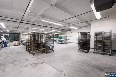 10-18 Race, North Plainfield, NJ 07060 - Photo 17