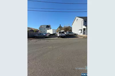 10-18 Race, North Plainfield, NJ 07060 - Photo 19