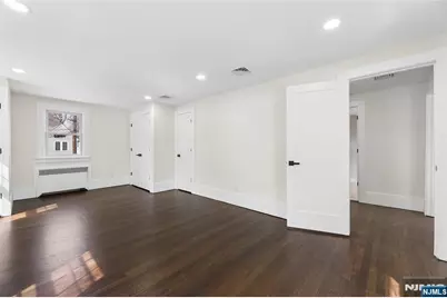 1087 Lambert Road, Teaneck Township, NJ 07666 - Photo 31