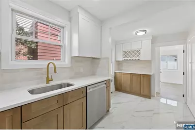 1087 Lambert Road, Teaneck Township, NJ 07666 - Photo 15