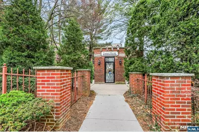 100 Palisade Avenue D45 #D45, Englewood, NJ 07631 - Photo 1