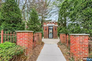 100 Palisade Ave D45, Englewood, NJ 07631 - Photo 1