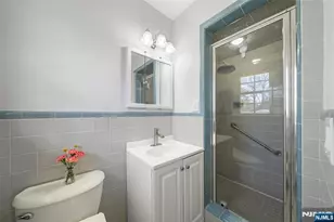 776 Walnut St, New Milford, NJ 07646 - Photo 19