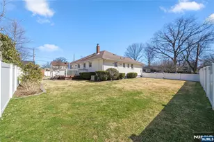 776 Walnut St, New Milford, NJ 07646 - Photo 33