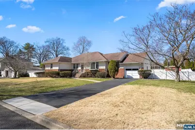 776 Walnut Street, New Milford, NJ 07646 - Photo 3