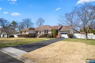 776 Walnut St, New Milford, NJ 07646 - Photo 3