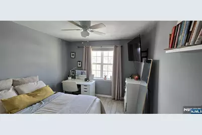 410 Howe Avenue 16 #16, Passaic, NJ 07055 - Photo 29