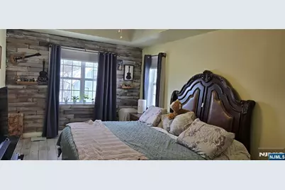 410 Howe Avenue 16 #16, Passaic, NJ 07055 - Photo 19