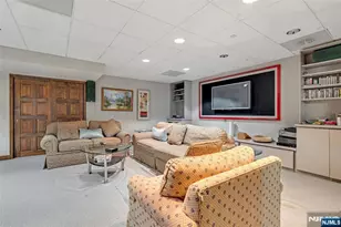 787 Peach Tree Ln, Franklin Lakes, NJ 07417 - Photo 33