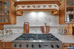 787 Peach Tree Ln, Franklin Lakes, NJ 07417 - Photo 19