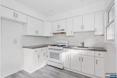 86 Chestnut Street 3 #3, Rutherford, NJ 07070 - Photo 1