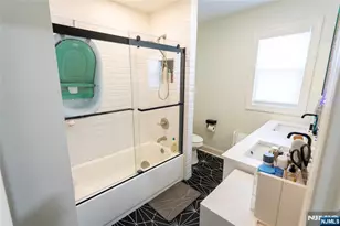 246 Stirling Ave, Orange, NJ 07050 - Photo 19