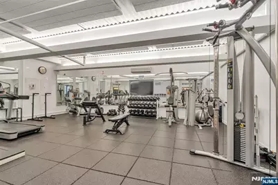 250 Gorge 21B #21B, Cliffside Park, NJ 07010 - Photo 33