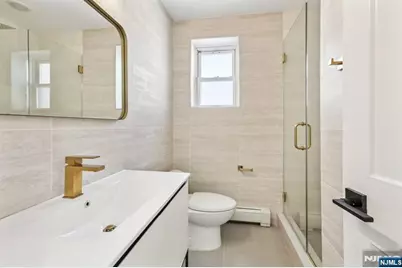 59 Virginia Avenue, Fort Lee, NJ 07024 - Photo 17