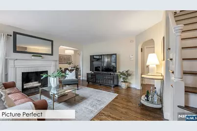 347 Gilbert Street, Ridgewood, NJ 07450 - Photo 3