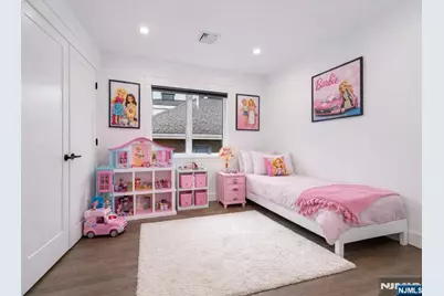 412 Lincoln Avenue, Cliffside Park, NJ 07010 - Photo 21