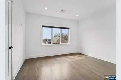 412 Lincoln Avenue, Cliffside Park, NJ 07010 - Photo 19