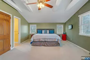 1 Crescent Pl, Ho Ho Kus, NJ 07423 - Photo 17