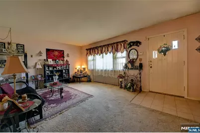 274 Gaston Avenue, Garfield, NJ 07026 - Photo 15