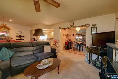 274 Gaston Avenue, Garfield, NJ 07026 - Photo 23