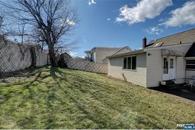 274 Gaston Avenue, Garfield, NJ 07026 - Photo 27