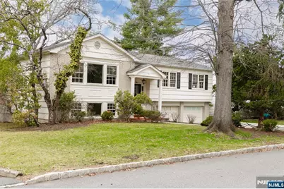 25 Devonshire Terrace, West Orange Township, NJ 07052 - Photo 3