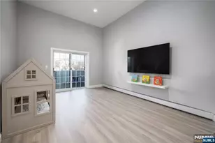 2021 Fletcher Ave, Fort Lee, NJ 07024 - Photo 25