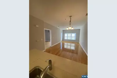 10 Sampson Street, Saddle Brook Township, NJ 07663 - Photo 5