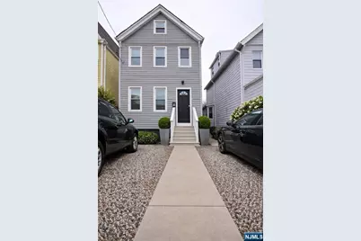 633 Thomas Boulevard, East Orange, NJ 07017 - Photo 1