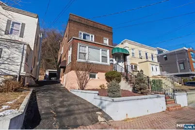 436 Undercliff Avenue, Edgewater, NJ 07020 - Photo 33