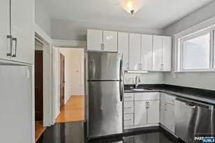 436 Undercliff Ave, Edgewater, NJ 07020 - Photo 17