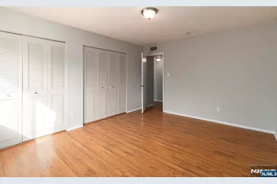 423 Meadow Woods Lane 310 #310, Lawrence Township, NJ 08648 - Photo 9