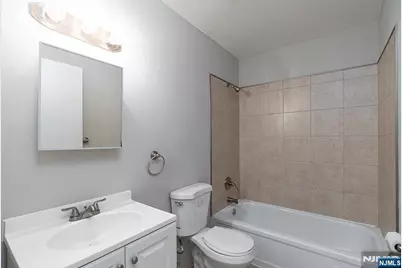 423 Meadow Woods Lane 310 #310, Lawrence Township, NJ 08648 - Photo 7