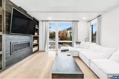 38 Hudson Avenue, Edgewater, NJ 07020 - Photo 7