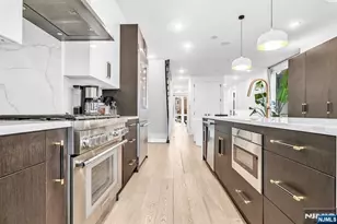 38 Hudson Ave, Edgewater, NJ 07020 - Photo 19