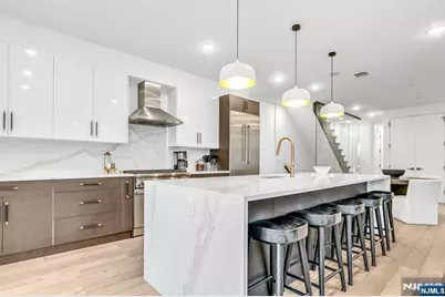 38 Hudson Avenue, Edgewater, NJ 07020 - Photo 15