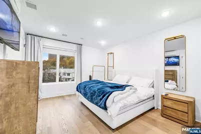 38 Hudson Avenue, Edgewater, NJ 07020 - Photo 25