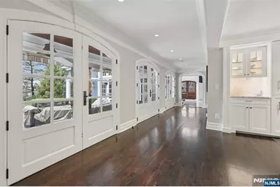 97 Heights Road, Ridgewood, NJ 07450 - Photo 9