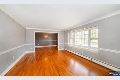 232 Hidden Glen Court, Franklin Lakes, NJ 07417 - Photo 5