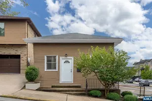 418 E Brinkerhoff Ave, Palisades Park, NJ 07650 - Photo 1