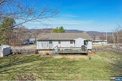 8 Nimbus Drive, Vernon, NJ 07462 - Photo 29