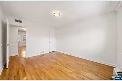 184 Hillside Avenue I1 #I1, Leonia, NJ 07605 - Photo 11