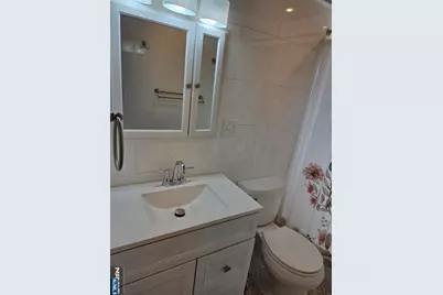 14 Chestnut Street 2nd Floor #2nd Floor, Elmwood Park, NJ 07407 - Photo 7