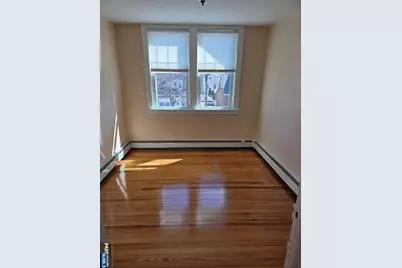 14 Chestnut Street 2nd Floor #2nd Floor, Elmwood Park, NJ 07407 - Photo 9