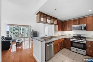 20 Newport Parkway 2311, Jersey City, NJ 07310 - Photo 9