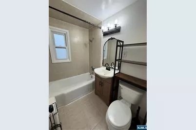 206 Grand Avenue B #B, Rutherford, NJ 07070 - Photo 9